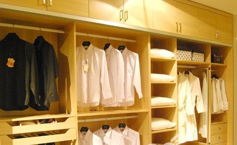 家居小秘訣：衣柜怎樣利用可以節(jié)省空間？